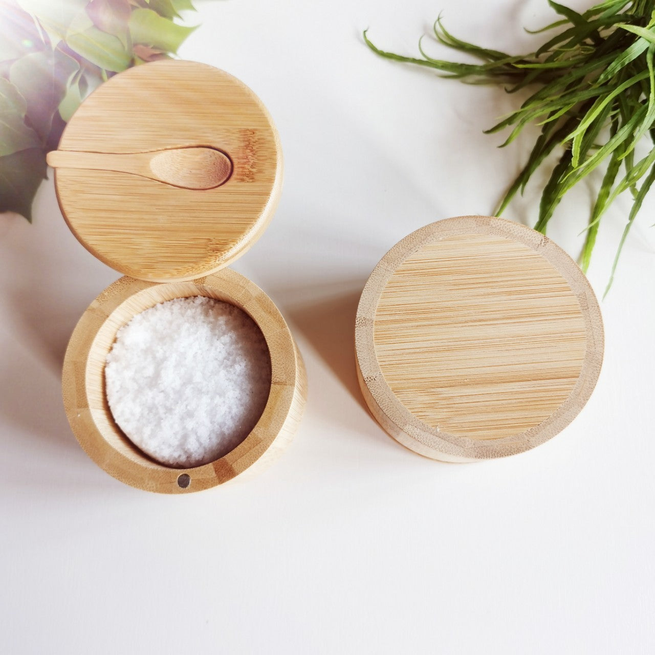 Bamboo Seasoning Jar Condiment Dispenser With Spoon - FRPURE